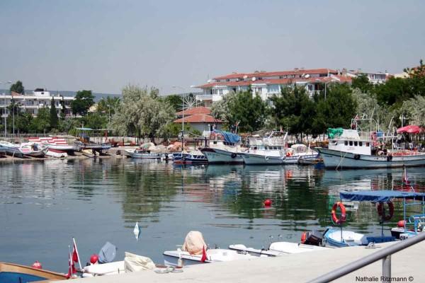 La sympathique petite ville de Şarköy située au bord de la mer de Marmara en Turquie