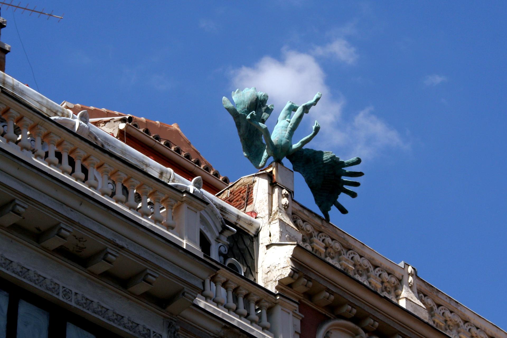 statue madrid