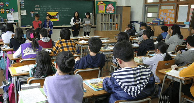 une classe d'école en catalogne