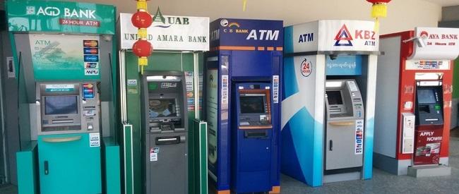 ATM Banque consolidation en Birmanie