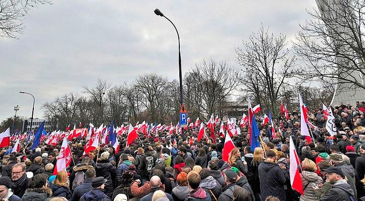 Manifestations Pologne réforme tribunaux