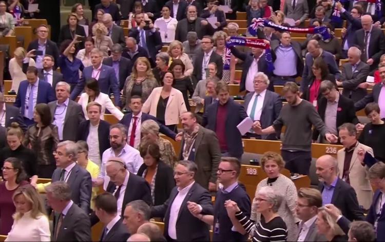 Parlement Européen chant chanson Brexit 31 janvier