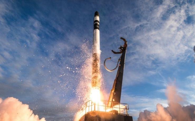 ROCKET LAB