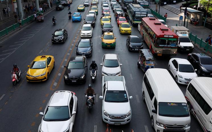 Voiture-Thailande-automobile