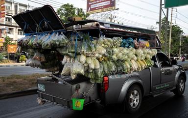 Covid-Epicerie-ambulante-Thailande