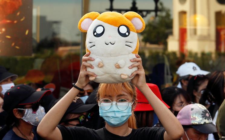 Manif-Bangkok-Hamtaro