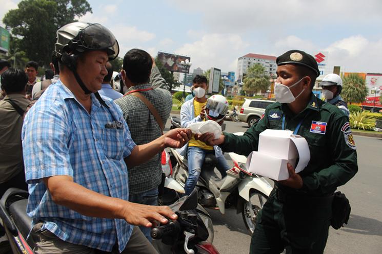 Ditribution Masque Phnom Penh