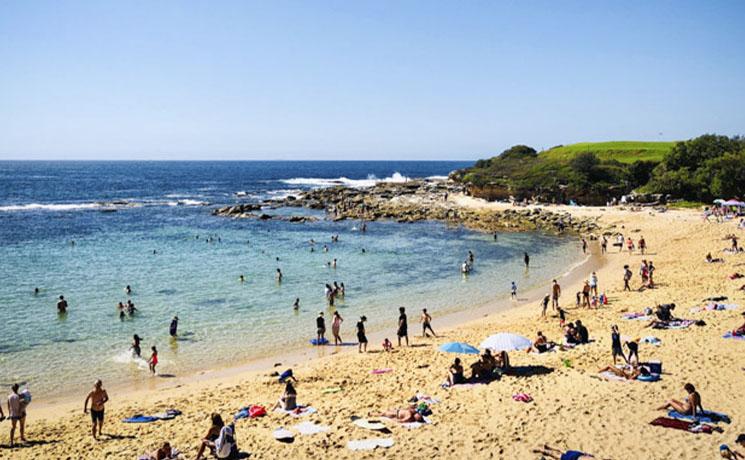 Little Bay Beach fermée deux semaines contamination amiante