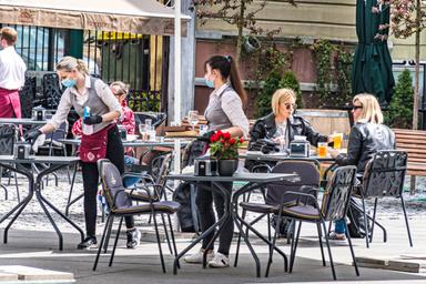 Restaurant en extérieur pendant la pandémie de Covid-19