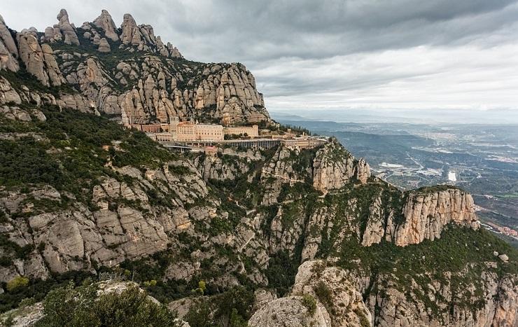 montserrat barcelone