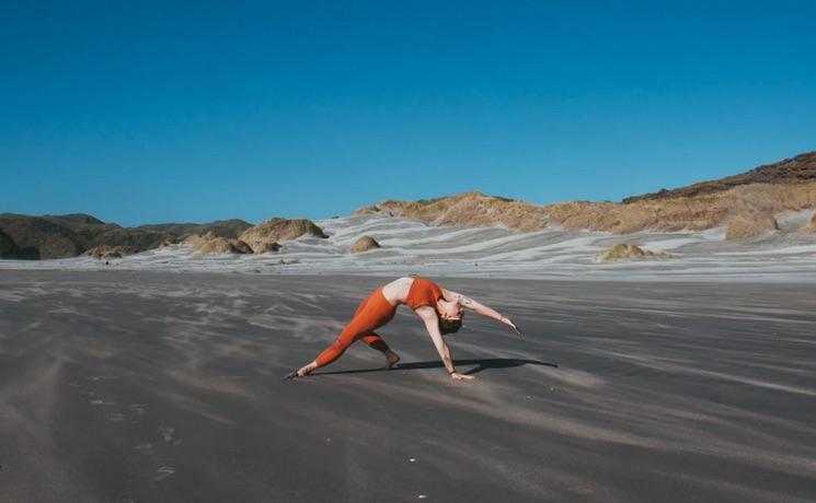 Personne pratiquant la méditation en Nouvelle-Zélande