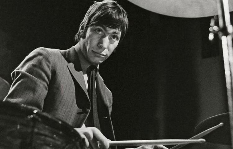 Charlie Watts en plein concert des Rolling Stones