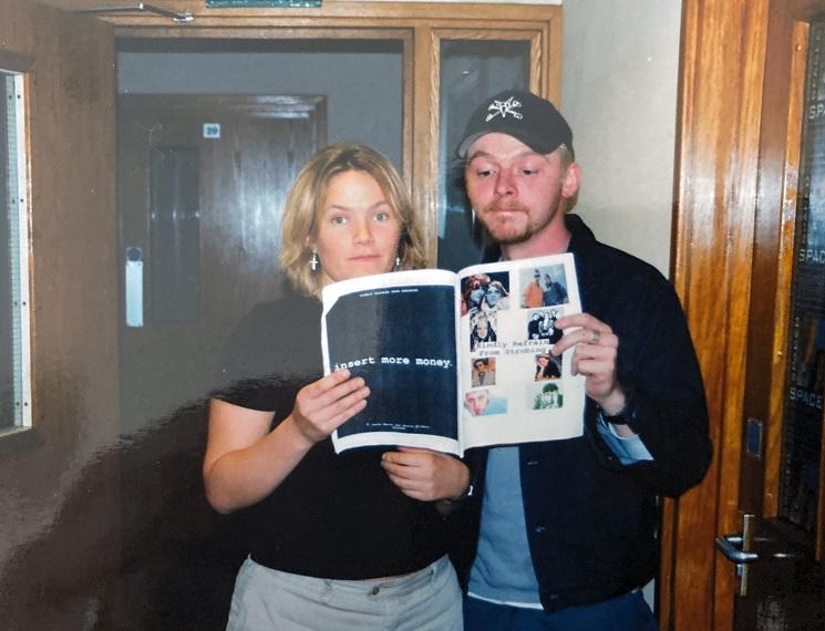 Jessica Stevenson et Simon Pegg sur le tournage de Spaced