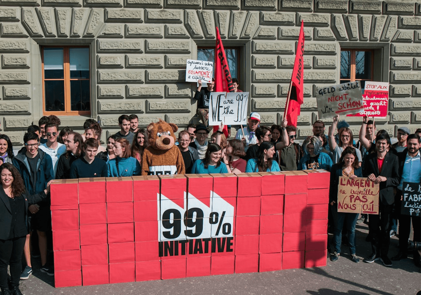 Près de 65% des Suisses refusent l'initiative "99%"