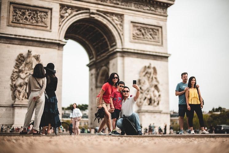 Des touristes en France