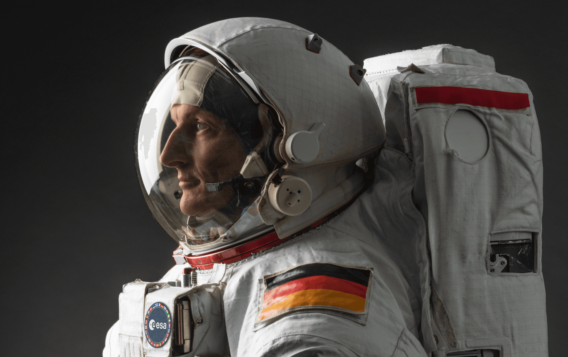 Matthias Maurer en combinaison d'astronaute