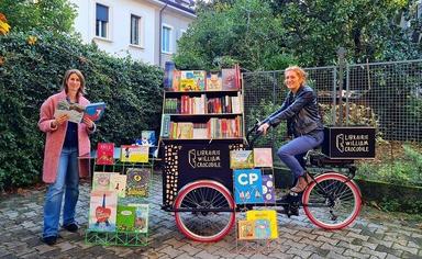 une librairie ambulante en vélo