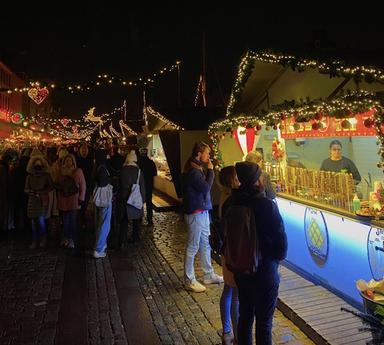 Marché de Noël à Copenhague sur les quais de Nyhavn