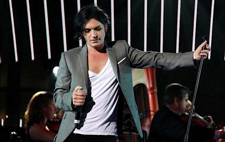 Brian Molko chanteur de Placebo, célèbre groupe de rock alternatif britannique