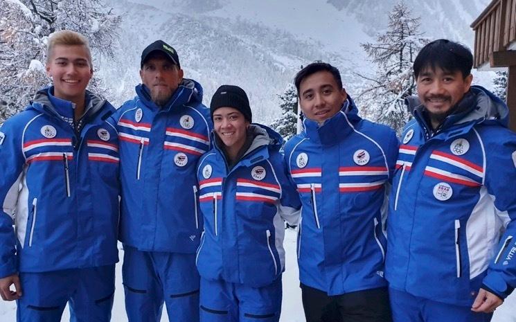 L'équipe de ski thaïlandaise prête pour les JO de Pékin