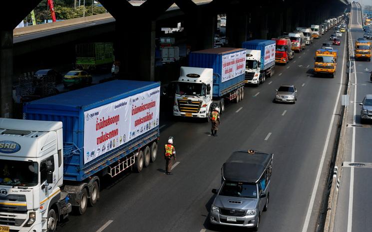 Manif-transporteurs-Bangkok-prix-diesel