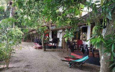 Le centre de yoga et ayurveda sur l'île de Big Banana dans le Kerala