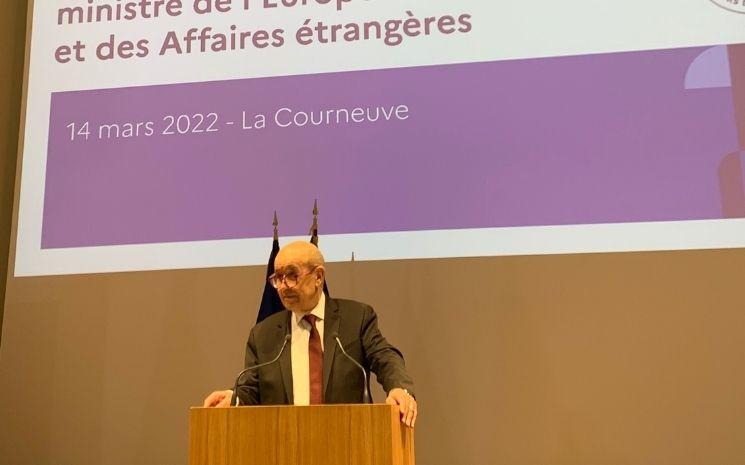 Jean-Yves Le Drian lors de l'inauguration de l'Ecole Pratique des métiers de la diplomatie