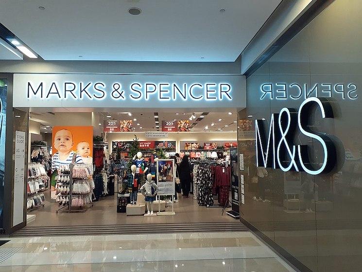 Marks&Spencer ukraine consortium embauche réfugiés Russie invasion