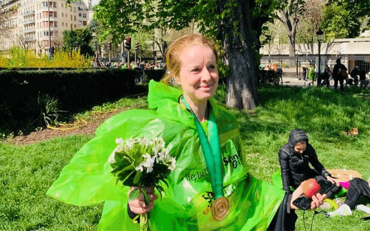 Raphaëlle Choël à l'arrivée du Marathon de Paris 2022