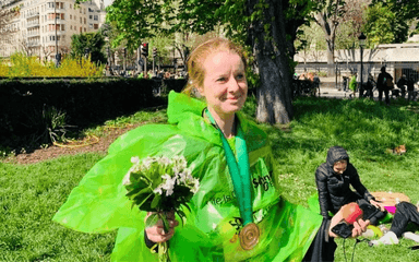 Raphaëlle Choël à l'arrivée du Marathon de Paris 2022