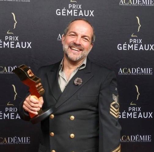 Michel Duchesne reçoit une récompense prix Gémeaux