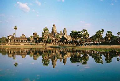 anne-nicole-angkor wat