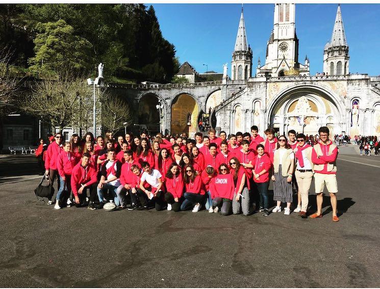 Les jeunes de l'aumonerie francophone de Londres