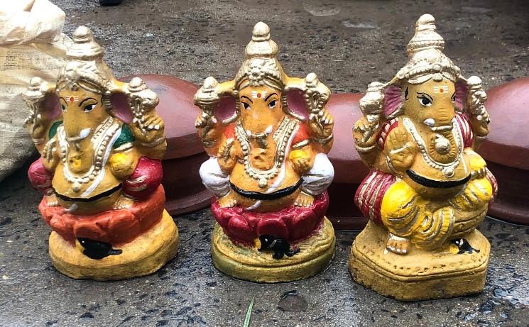 Statuettes de Ganesh à Pondichery en 2022