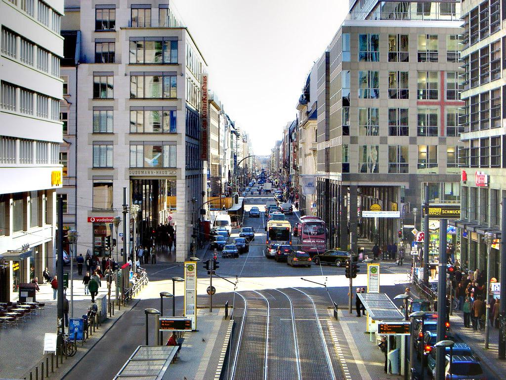 Vue de la Friedrichstrasse vers le Sud 