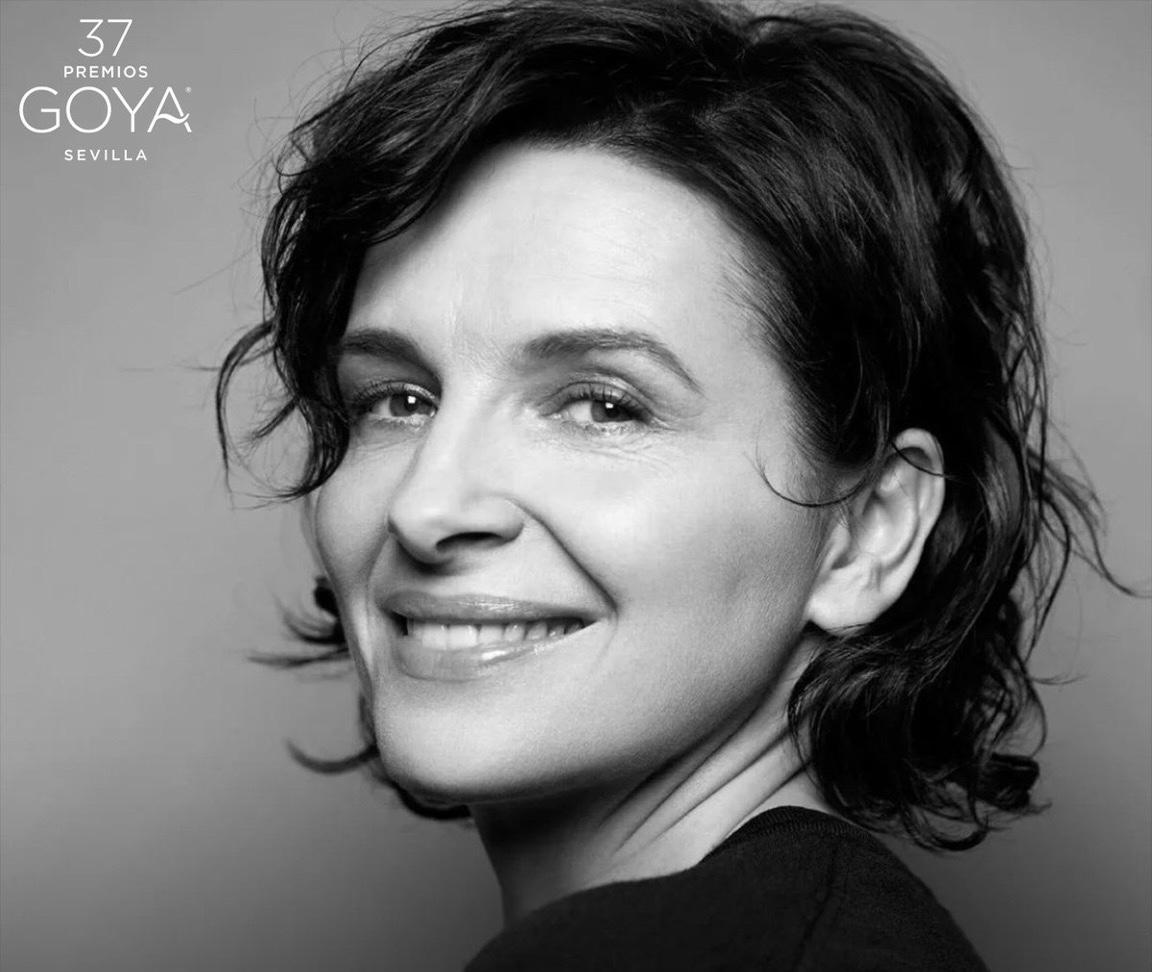 Juliette Binoche à Séville pour recevoir un Goya