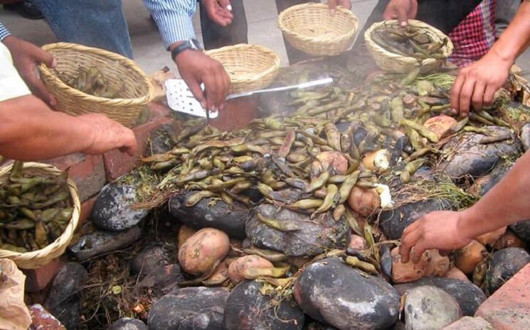 La Pachamanca, une spécialité gastronomique des Andes reconnue nationalement au Pérou