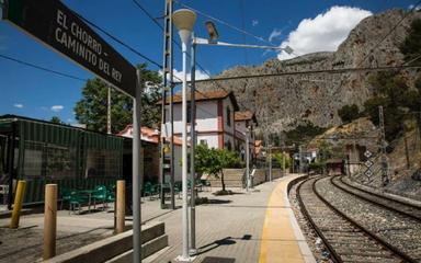 Gare de train El Chorro qui relie Malaga au Caminito del Rey