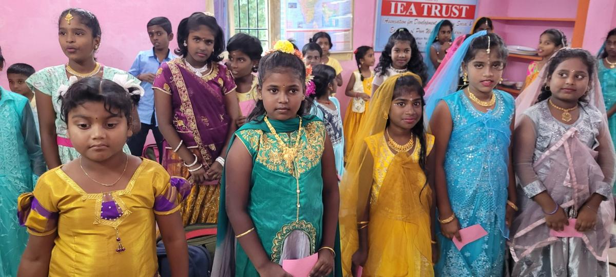 Des enfants de la région de Pondichery soutenus par l'ONG IEA Trust