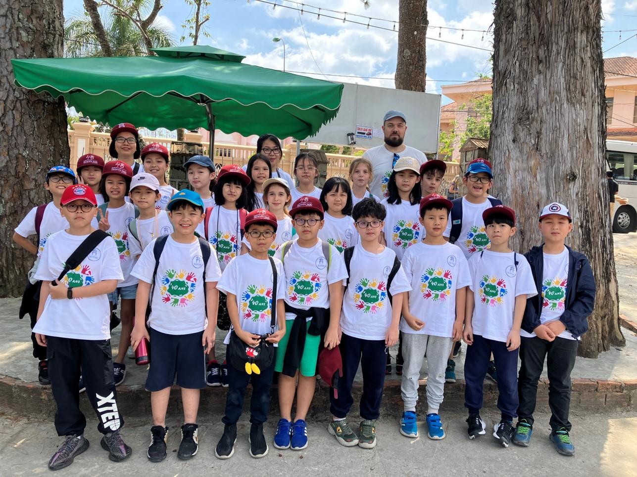 élèves LFAY à Nha trang pour un voyage de classe 