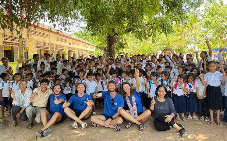 25 000 km à vélo, ils sont arrivés au Cambodge 2