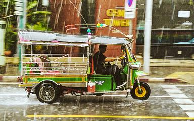 Saison-pluie-Thailande-Tuk-Tuk