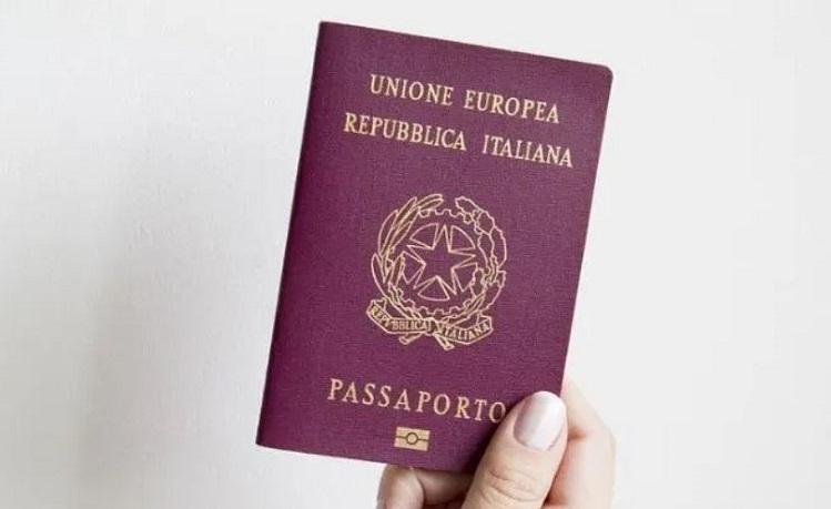 passeport italien