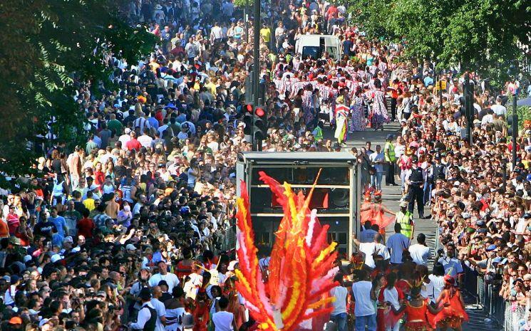 notting hill carnaval parade