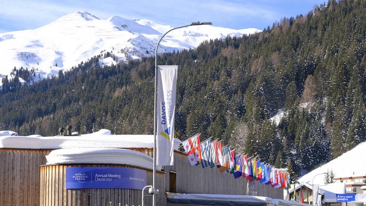 La station de ski de Davos vous accueille en 2024