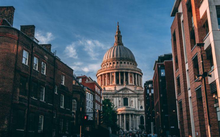 Londres - plus de logements pour moins de population 