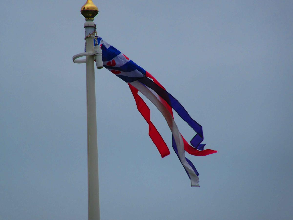  Drapeaux de la Frise et des Pays-Bas (Photo: V. Lacomme)