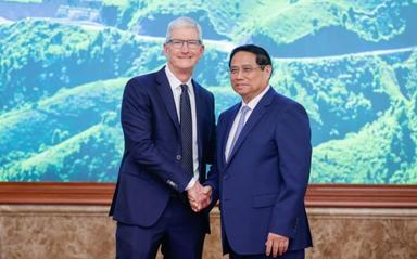 Tim Cook, PDG d'Apple en visite au Vietnam