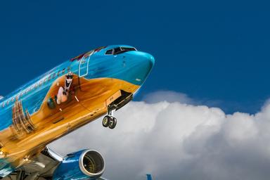 Un avion aux couleurs de la reine de neiges 