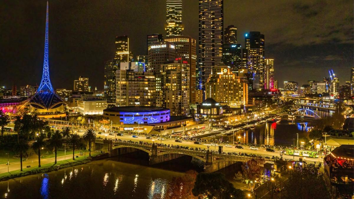 photo de nuit de la Yarra River, Melbourne 